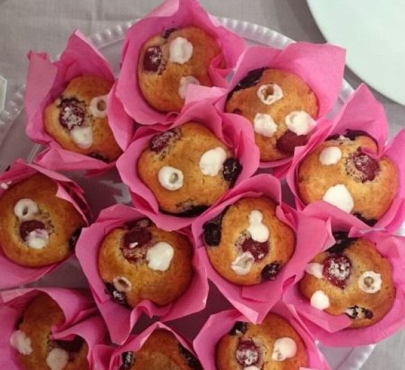 MUFFINS DE ARANDANOS Y FRAMBUESAS.